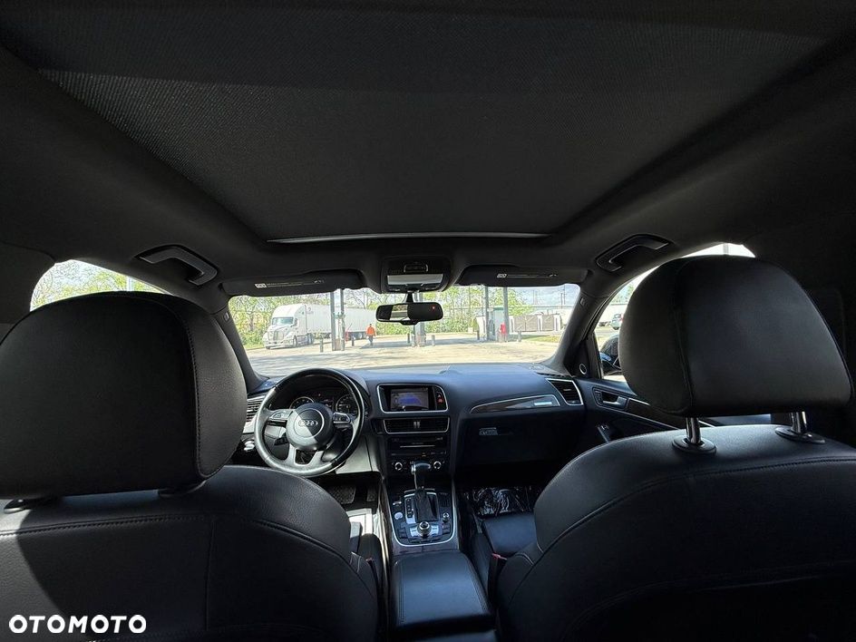Audi Q5 45 TFSI quattro S tronic design - 14