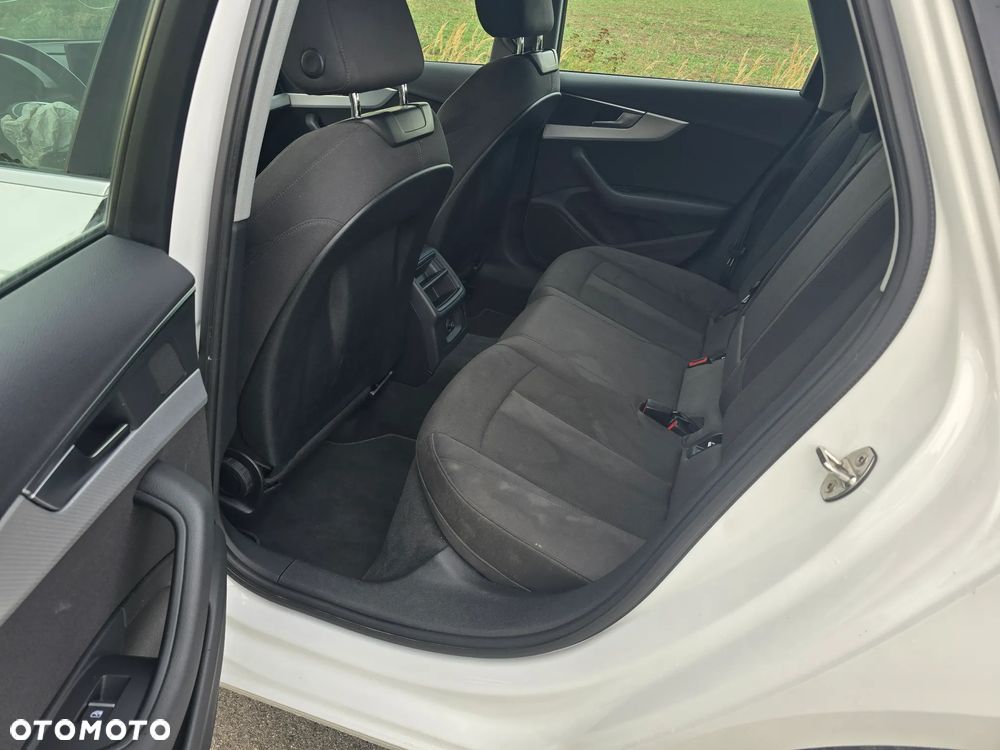 Audi A4 Avant 40 TFSI mHEV Advanced S tronic - 9