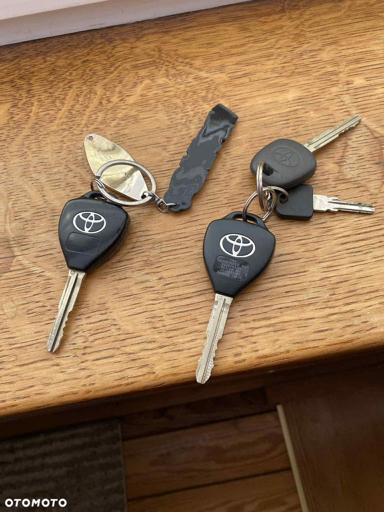 Toyota RAV4 - 13