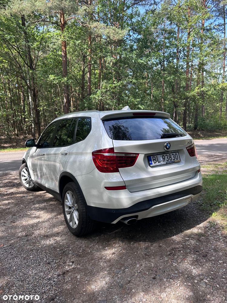 BMW X3 xDrive20d Luxury Line - 8