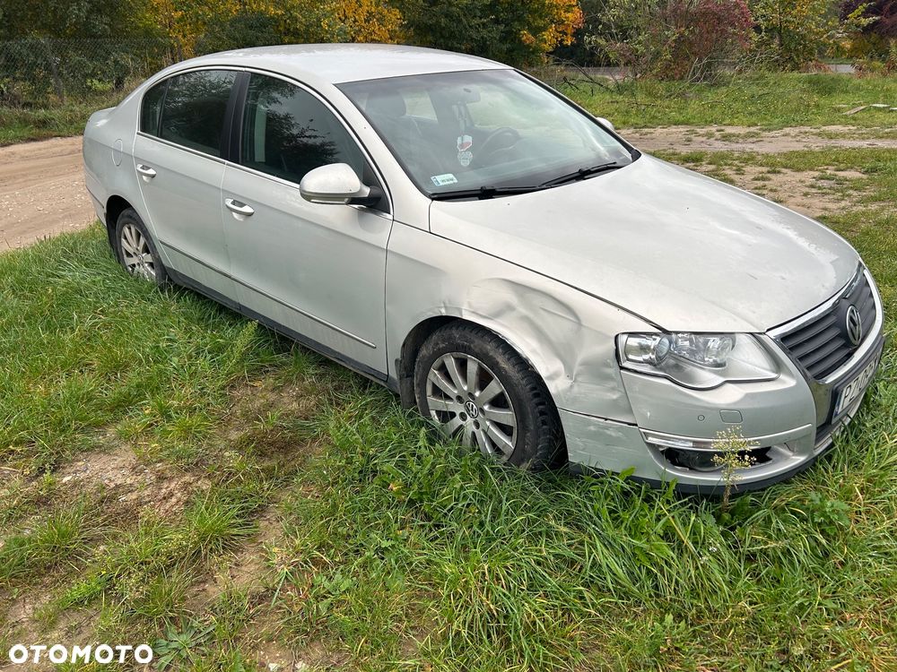 Volkswagen Passat 1.8 TSI Comfortline - 5