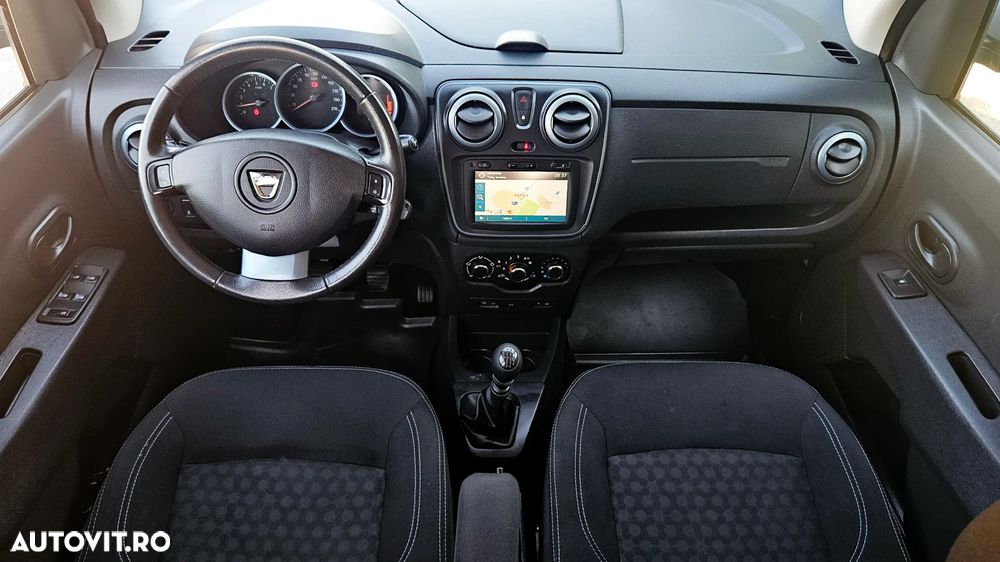 Dacia Lodgy 1.5 dCi Stepway - 6