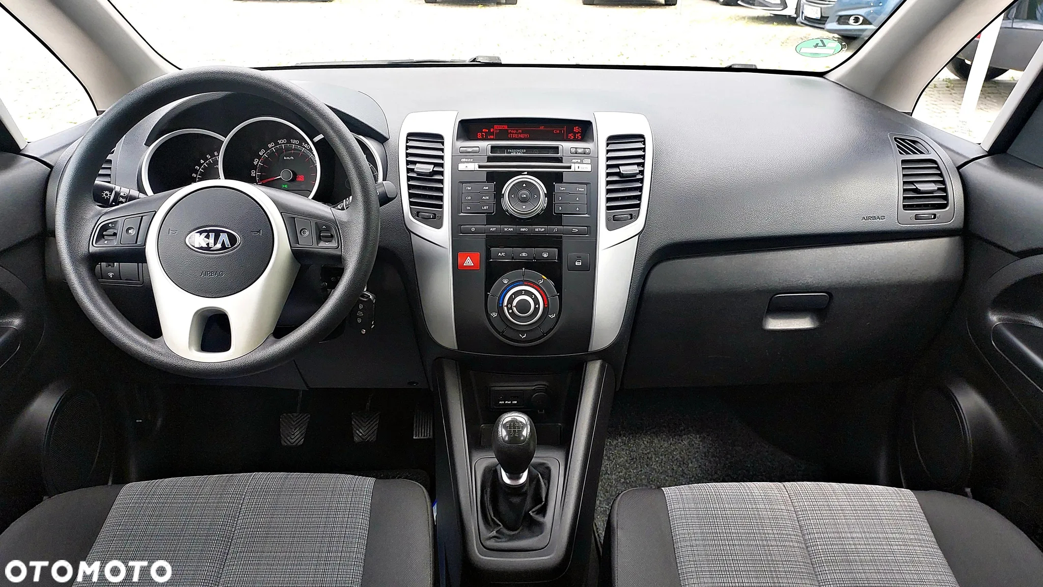 Kia Venga 1.4 CVVT Dream Team Edition - 9