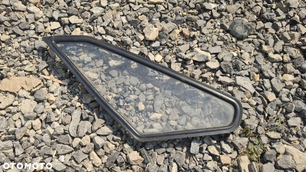 KL SZYBA KAROSERYJNA LEWY TYŁ FSO POLONEZ 1979r - 1