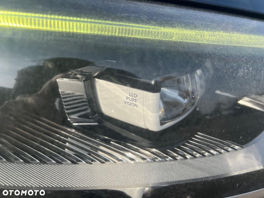 Renault Megane ENERGY TCe 130 BUSINESS - 8