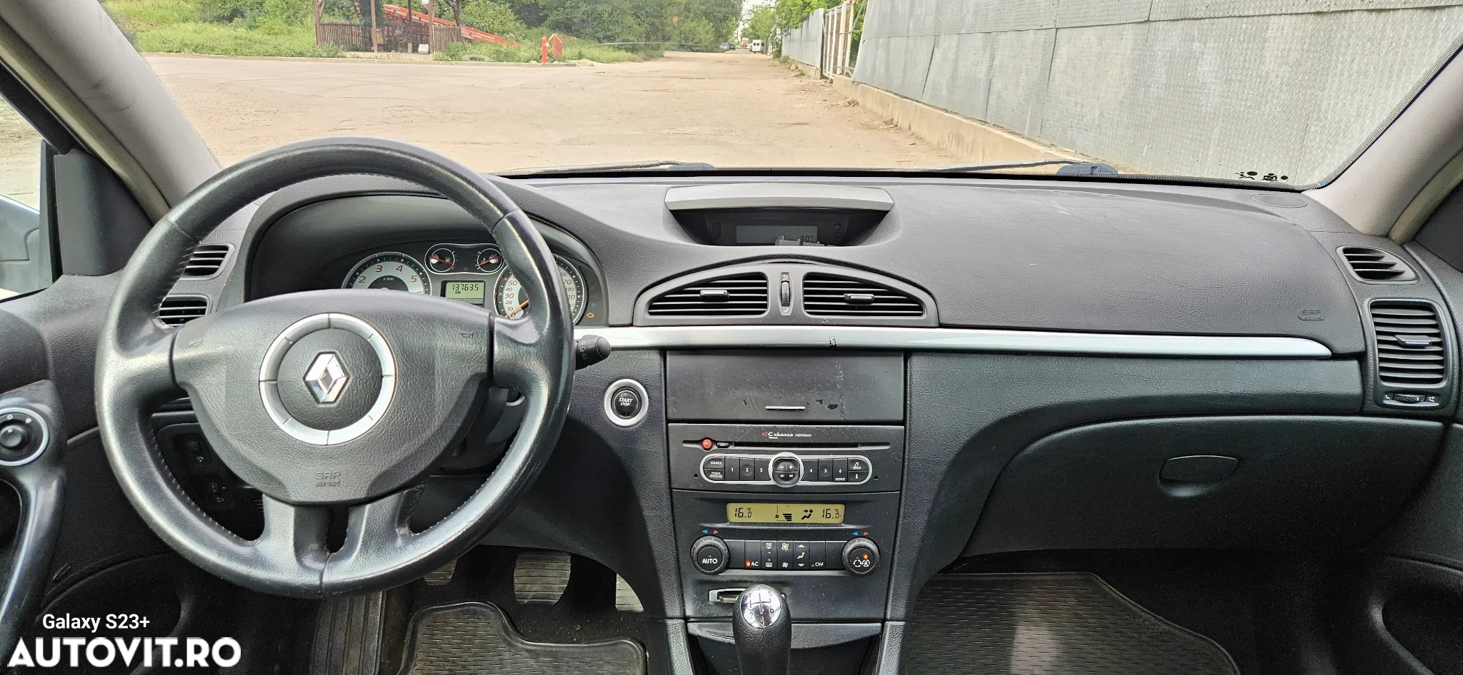 Renault Laguna Estate 2.0 LUX - 2