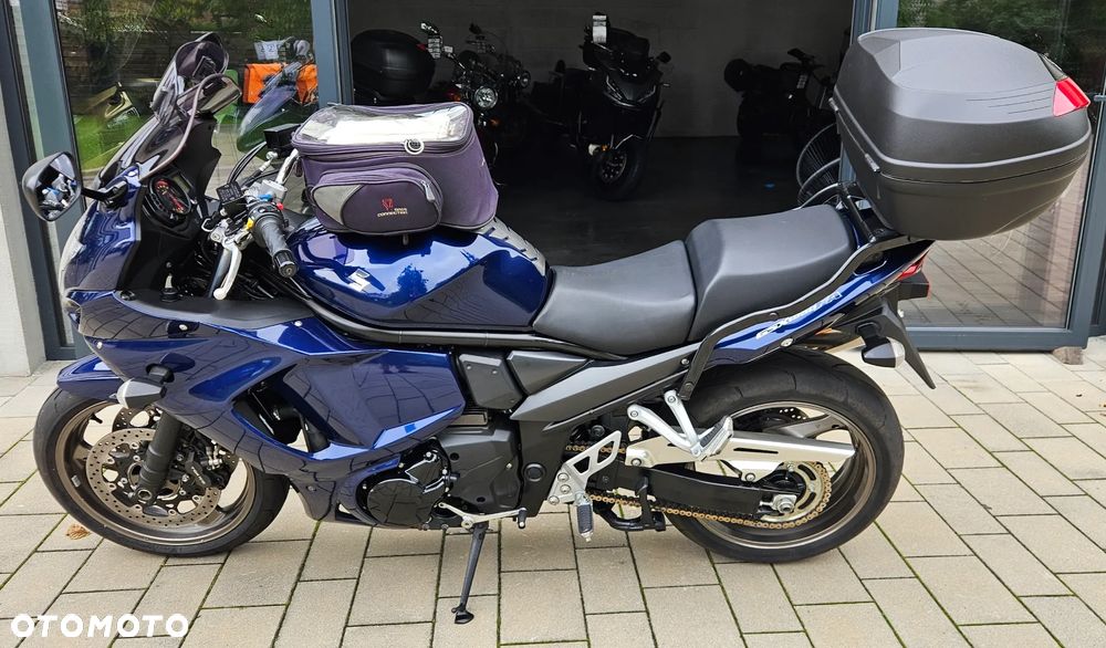 Suzuki GSX - 5