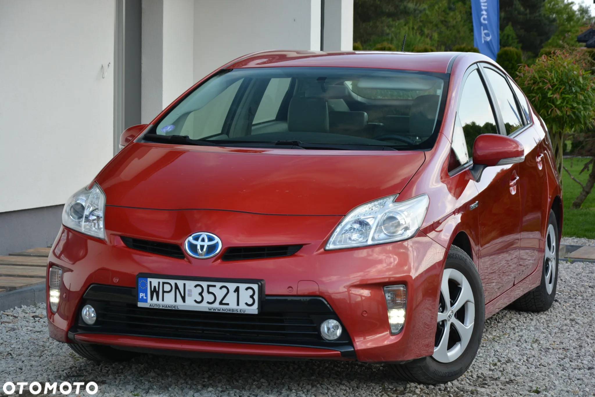 Toyota Prius 1.8 HSD Premium - 15