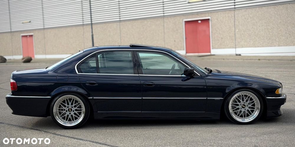 BMW Seria 7 - 4