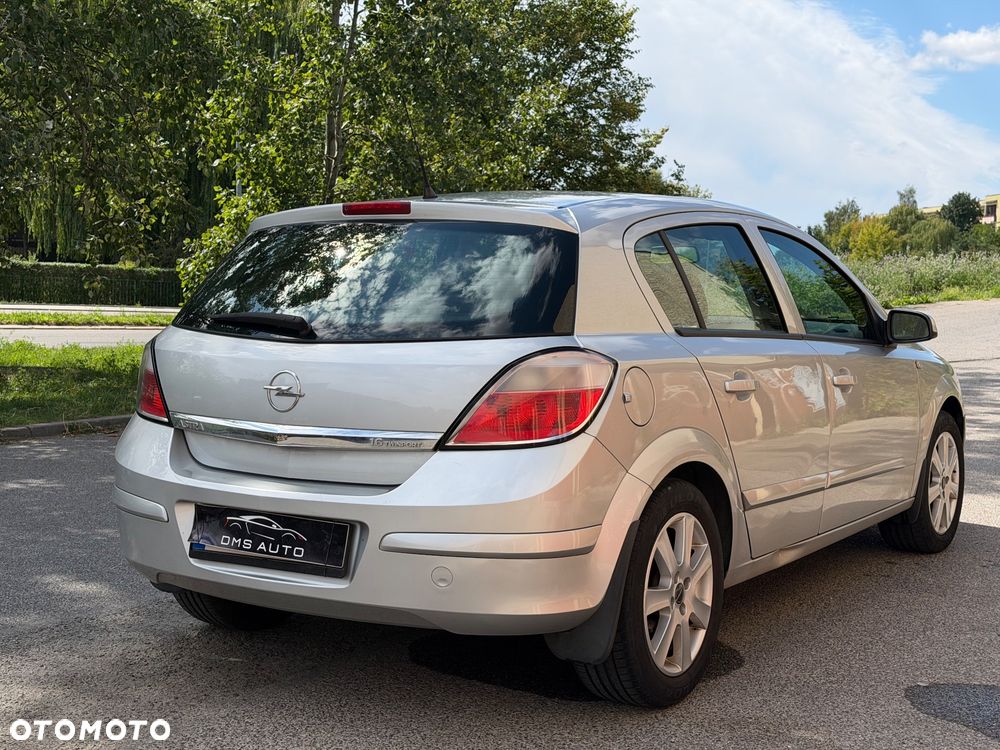 Opel Astra 1.6 Catch me - 6