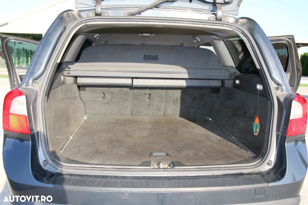 Volvo V70 - 11