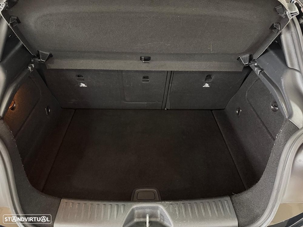 Mercedes-Benz A 180 d Urban - 19