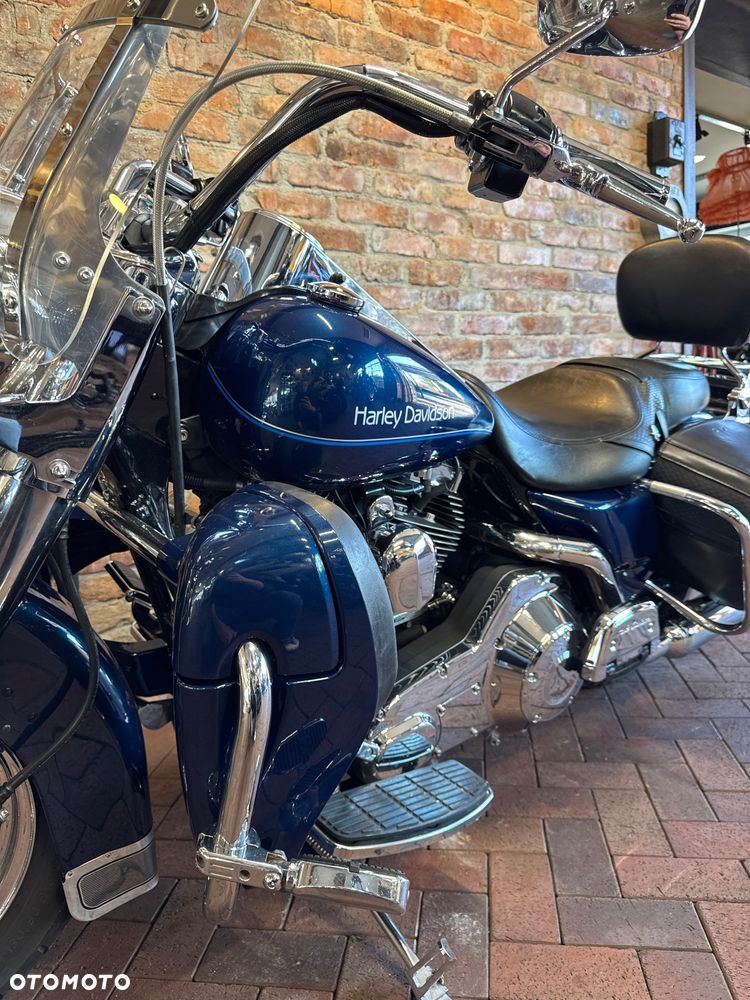 Harley-Davidson Touring Road King - 12