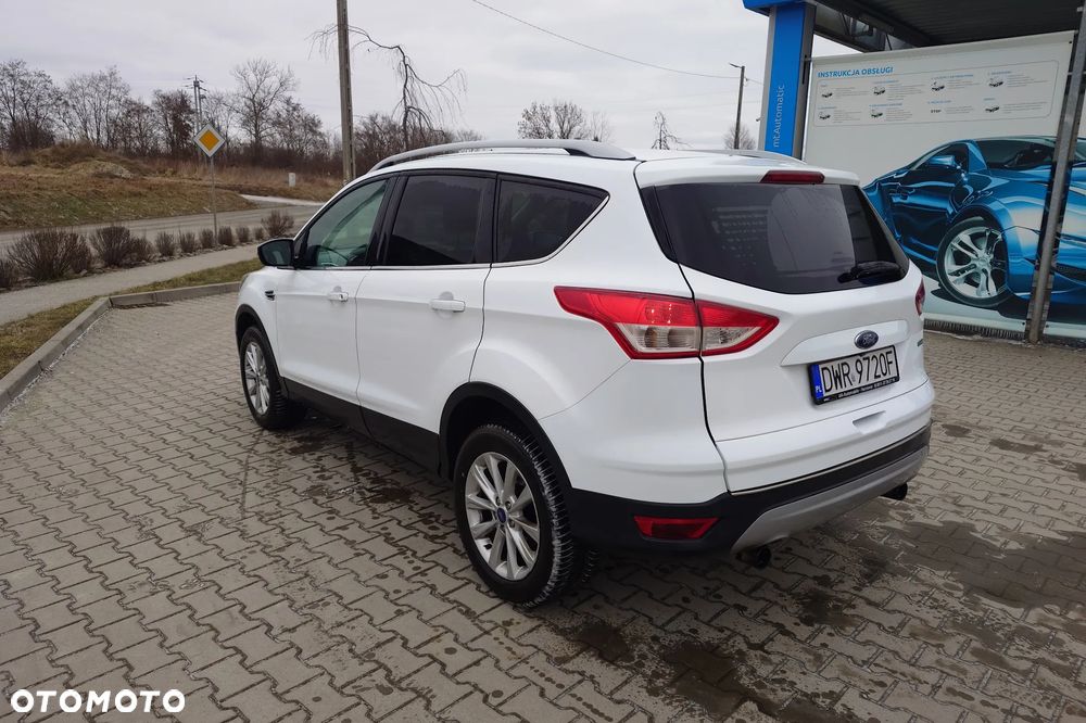 Ford Kuga - 4