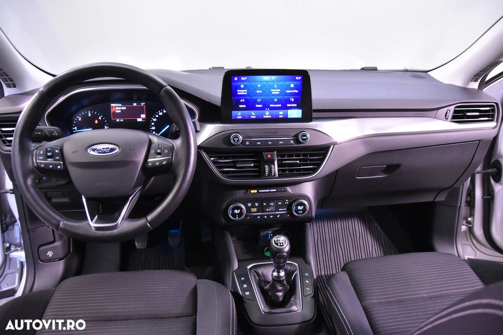 Ford Focus - 9