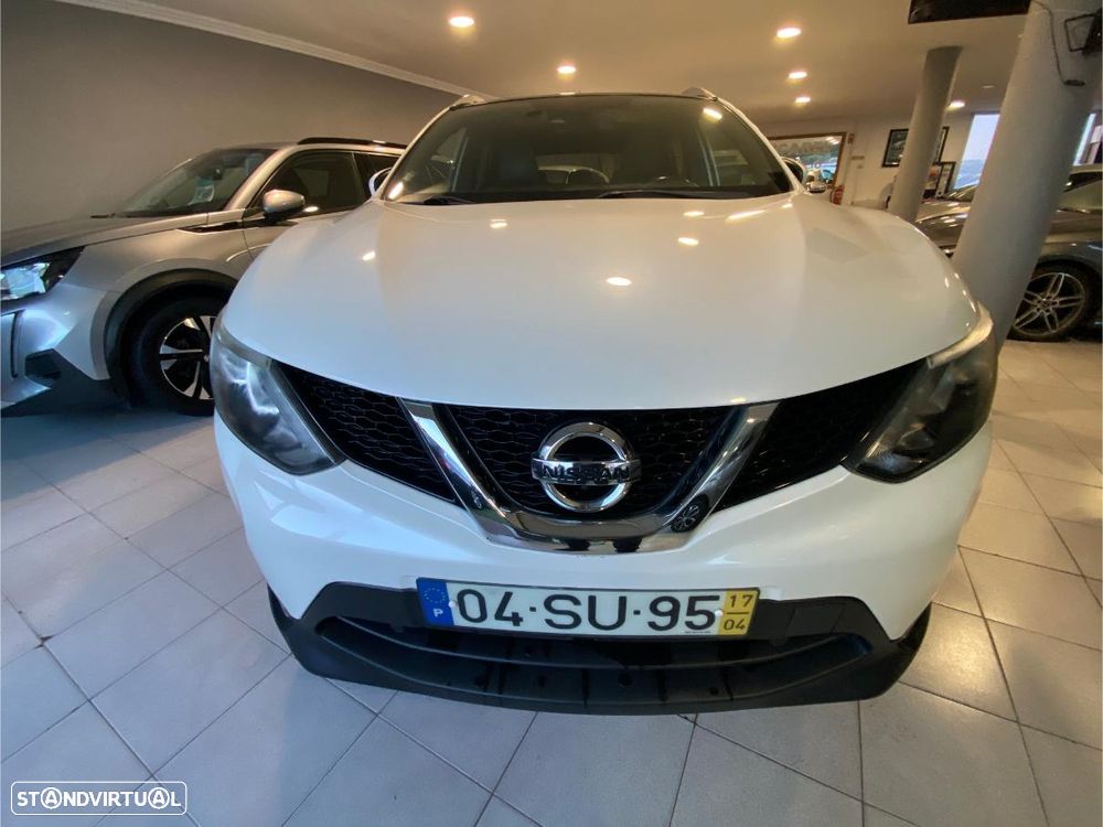 Nissan Qashqai 1.2 DIG-T N-Vision Xtronic - 2