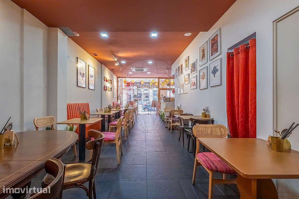 Espaço comercial em rua do Bolhão, 119 - Grande imagem: 3/15