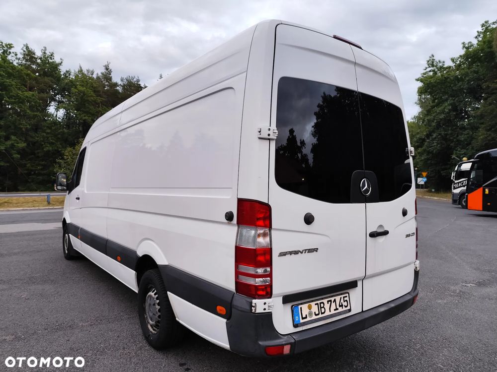 Mercedes-Benz SPRINTER - 5