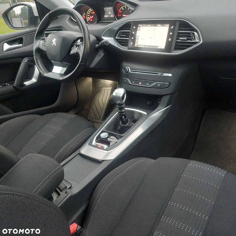 Peugeot 308 1.2 PureTech GPF Allure Pack S&S - 14