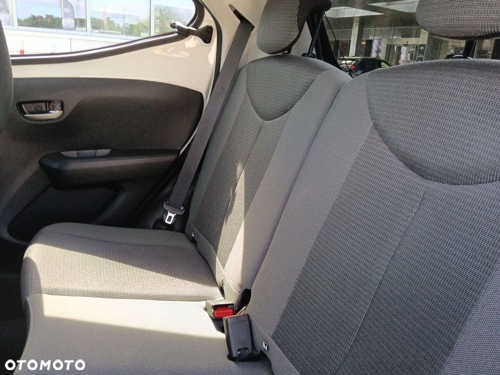 Toyota Aygo - 10