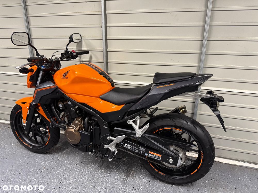Honda CB - 12