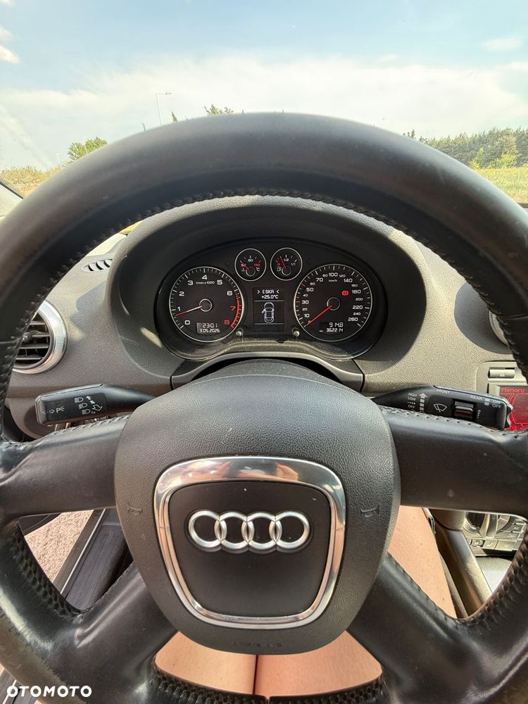 Audi A3 Sportback 1.4 TFSI Ambiente - 4
