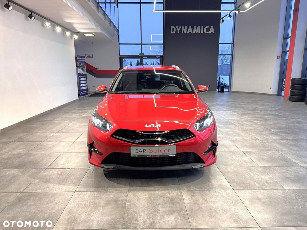 Kia Ceed - 4