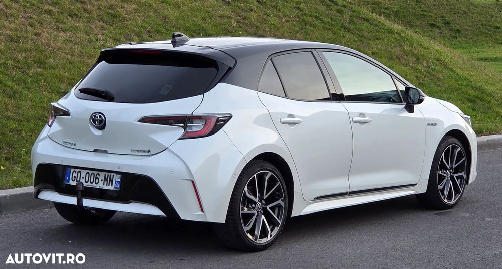 Toyota Corolla 1.8 Hybrid Business Edition - 9