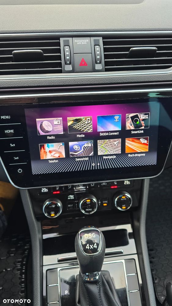 Skoda Superb 2.0 TSI 4x4 L&K DSG - 10