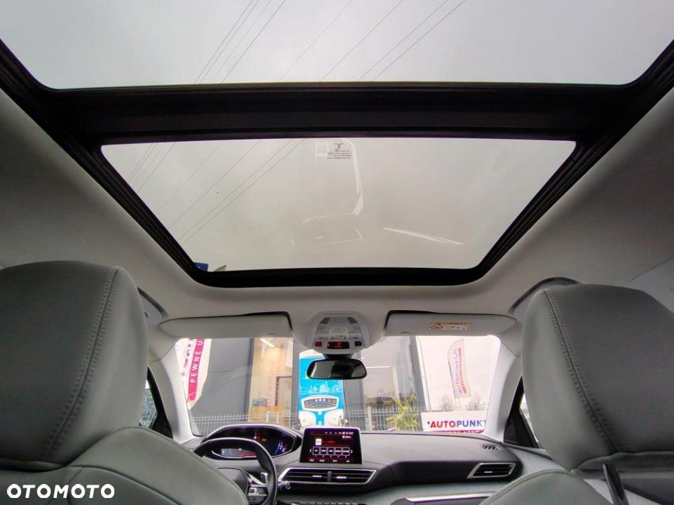 Peugeot 5008 - 24