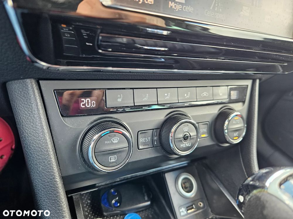 Skoda Superb 2.0 TDI L&K DSG - 13