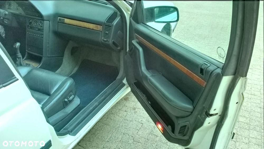 Peugeot 605 - 11