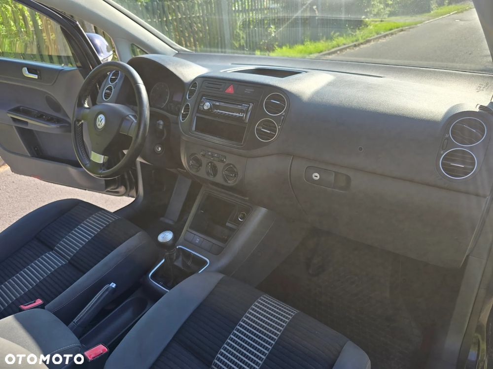Volkswagen Golf Plus - 13