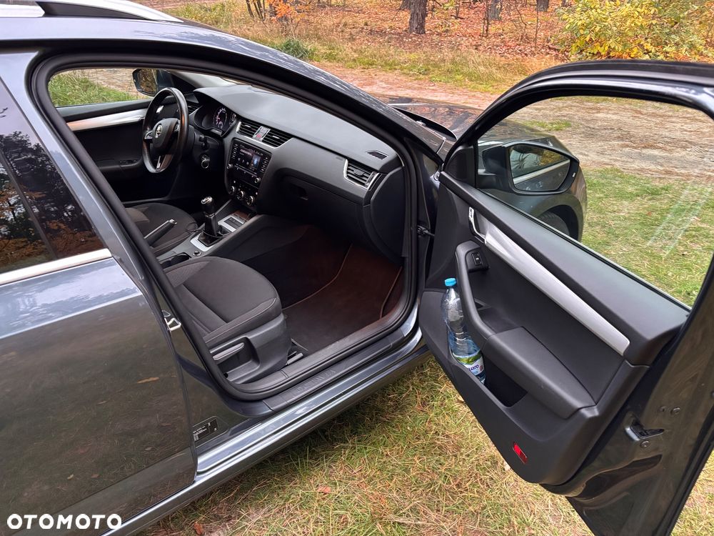 Skoda Octavia 2.0 TDI Style - 6