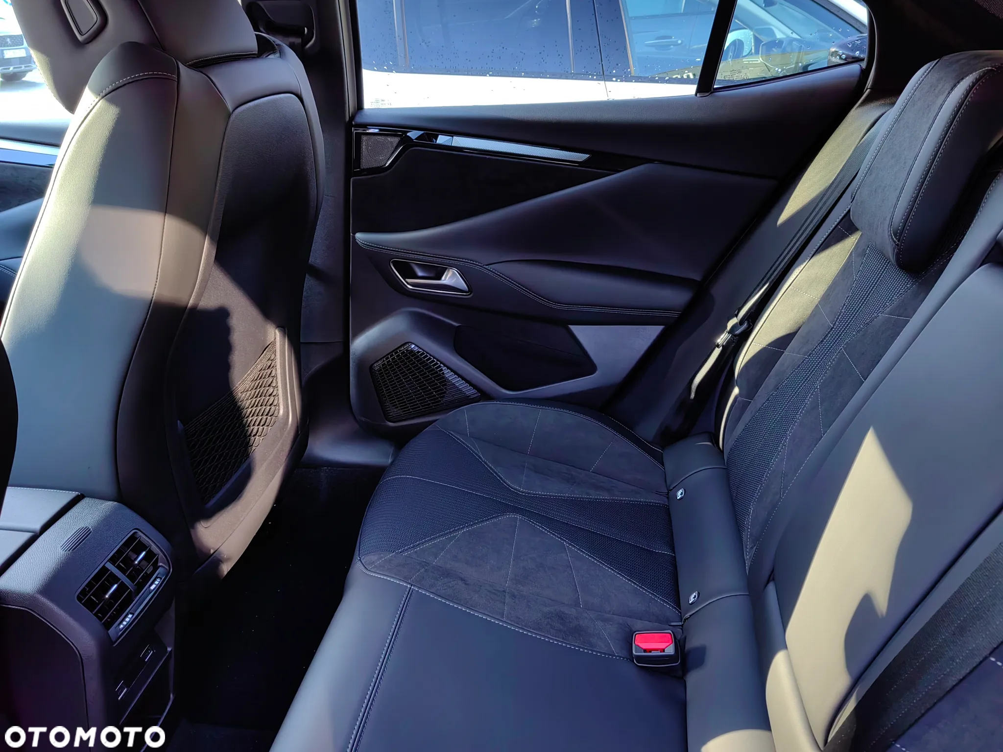 DS Automobiles DS 4 1.6 E-Tense Opera - 24