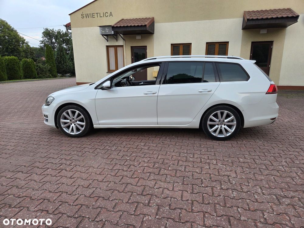 Volkswagen Golf - 5