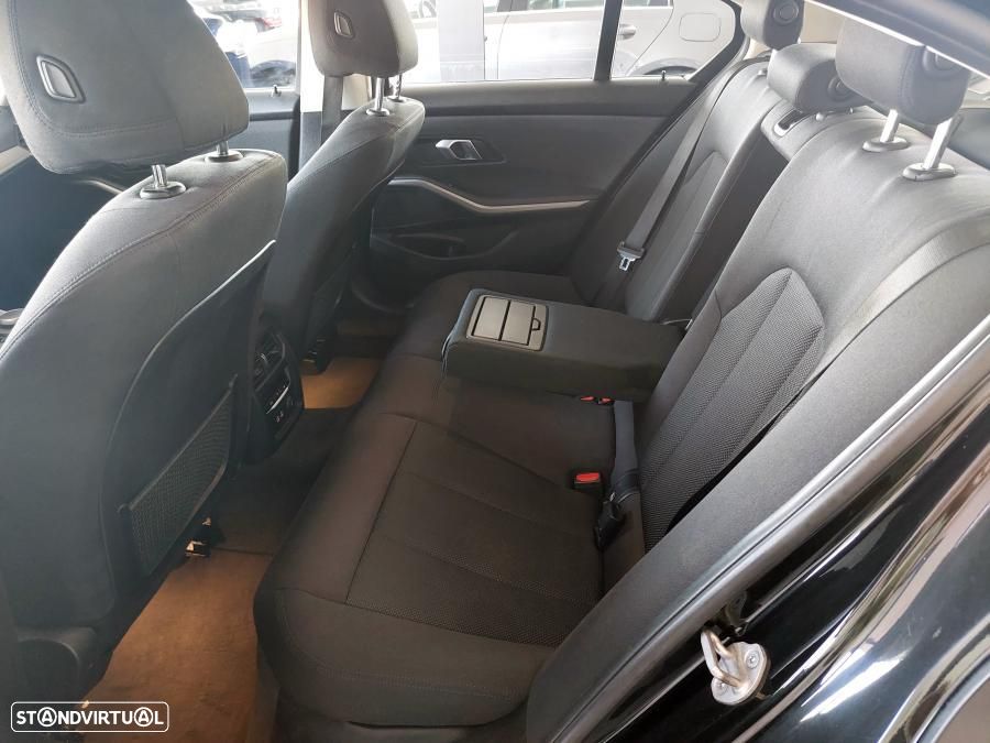 BMW 330 e Auto - 49