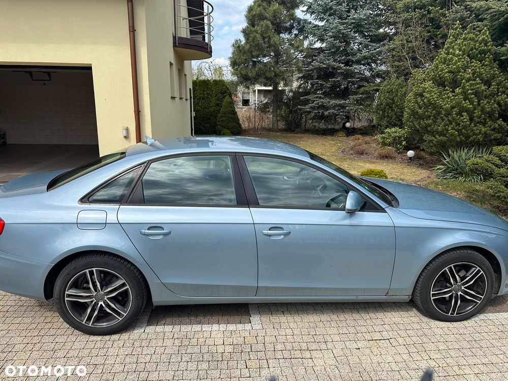 Audi A4 Limousine 2.0 TDI DPF Ambition - 5