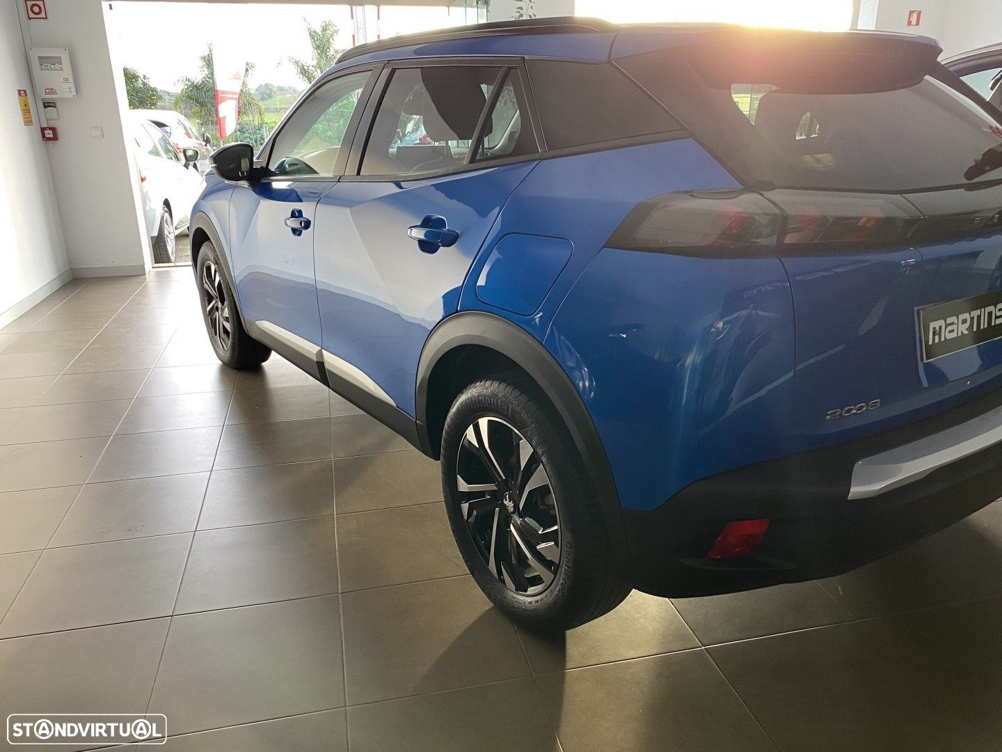 Peugeot 2008 1.5 BlueHDi Allure Pack EAT8 - 13