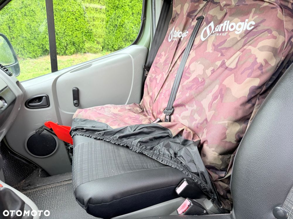Opel Vivaro - 11