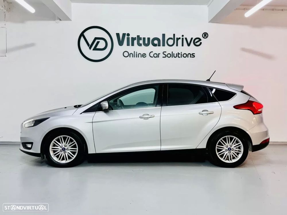 Ford Focus 1.0 EcoBoost S&S ACTIVE X - 11