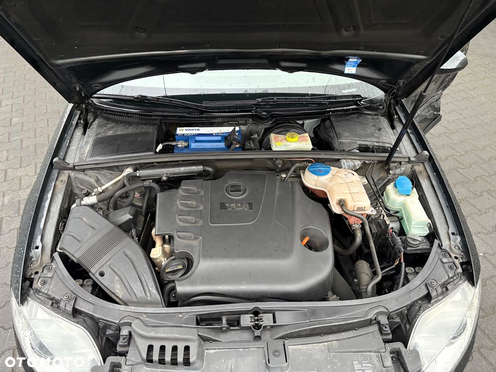 Seat Exeo 2.0 TDI DPF Style - 18