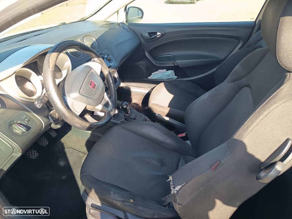 SEAT Ibiza 1.9 TDI Sport DPF - 8