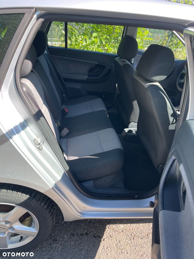 Skoda Fabia 1.2 HTP Classic - 12