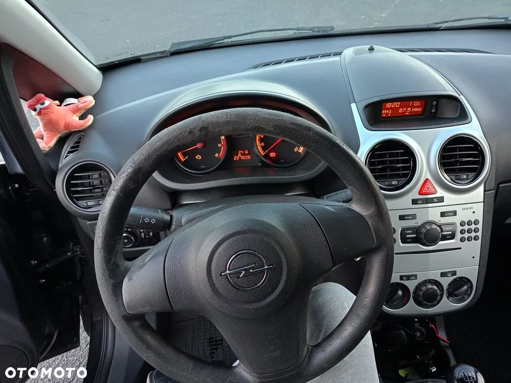 Opel Corsa 1.2 16V Enjoy - 24