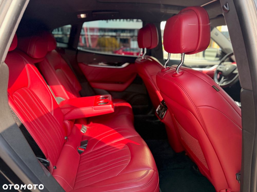 Maserati Levante Granlusso - 17