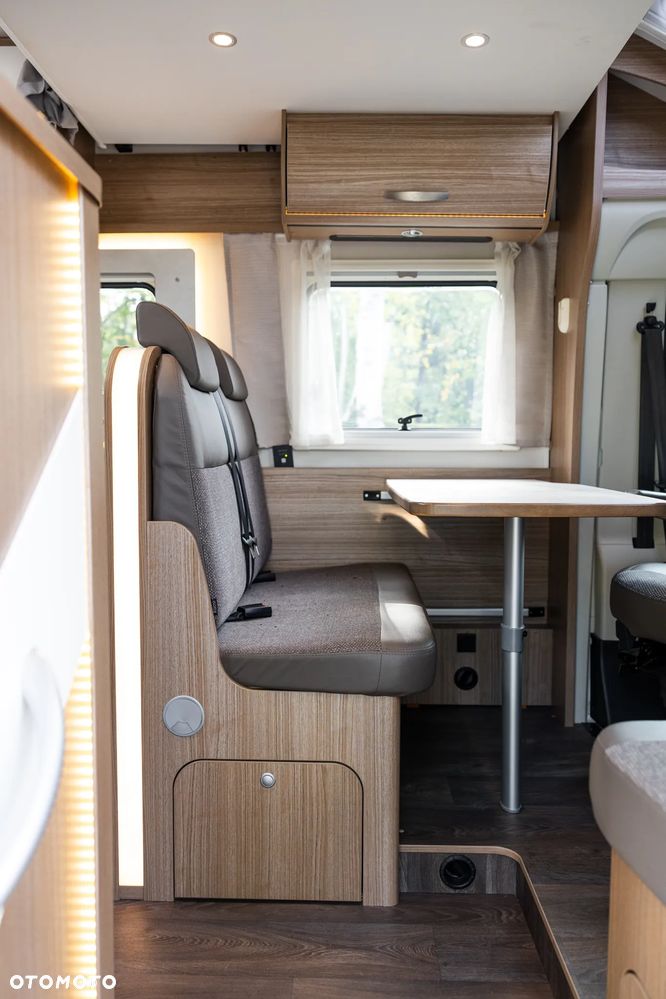 Carado T338S Półintegra CAPRON HYMER ERIBA / ZIMOWY / KLIMA - 30