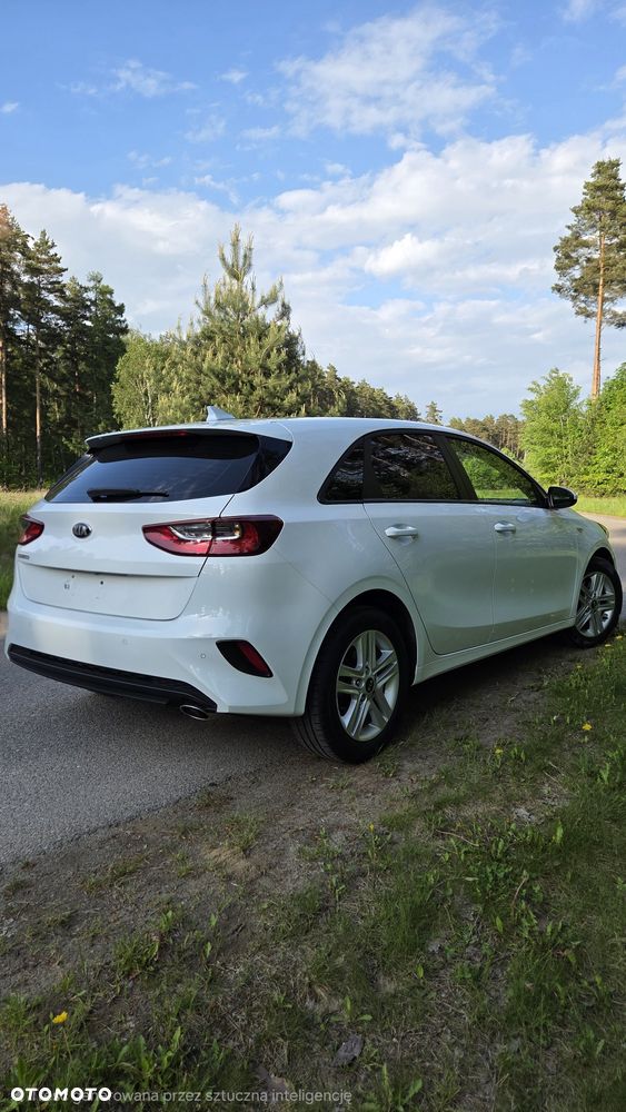 Kia Ceed - 4