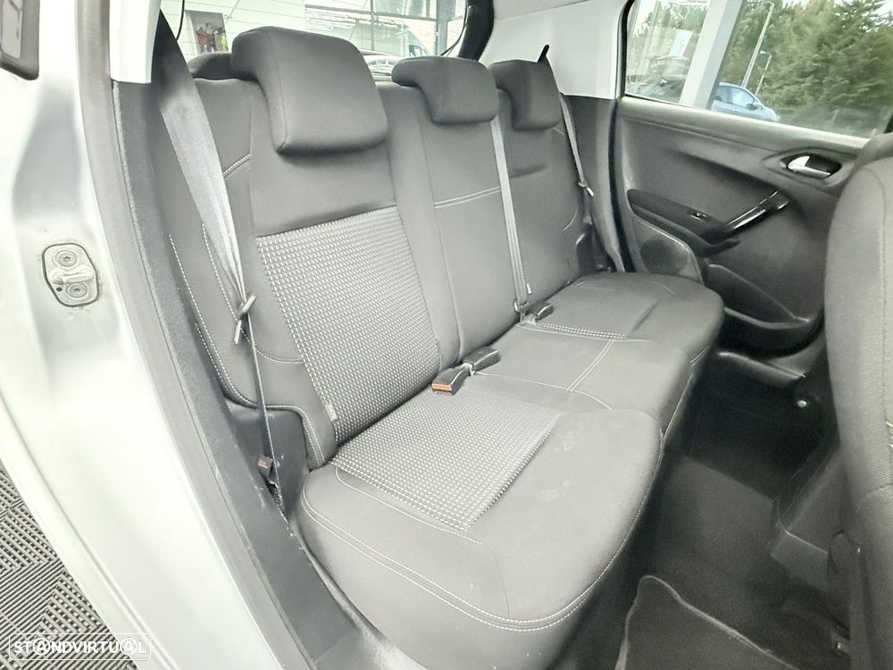 Peugeot 208 1.2 PureTech Allure - 19