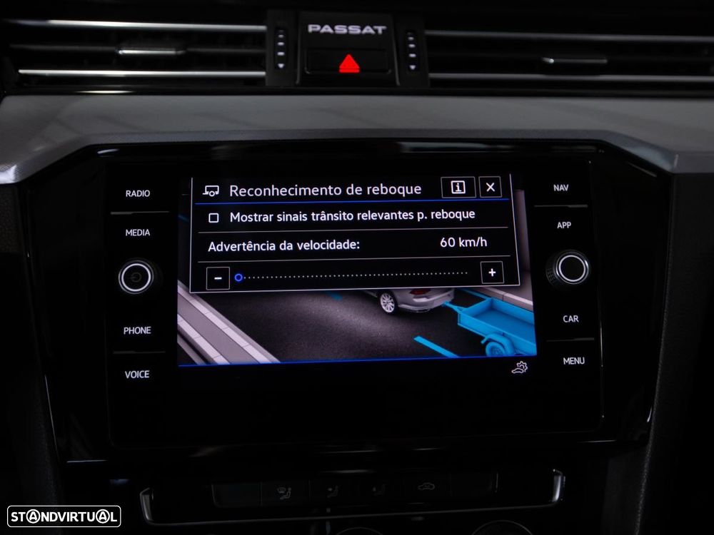 VW Passat 1.6 TDI Business DSG - 27